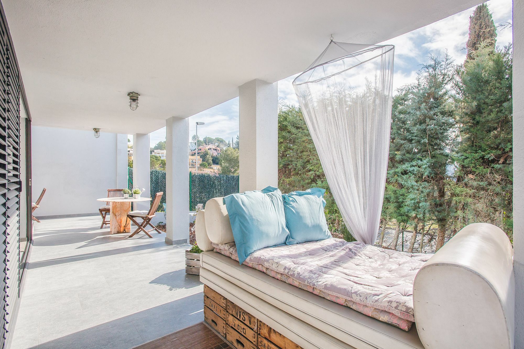 Flateli Montjuic Apartment Girona Ngoại thất bức ảnh